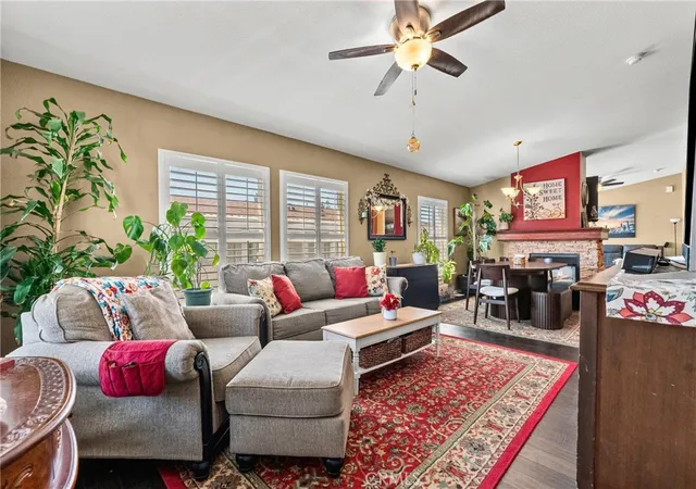 Photo 3 of Manufactured home for sale at 15455 Glenoaks Blvd #SPC 4, Sylmar, CA 91342 | MLS# SR26195790 | Listing updated on 2026-09-25