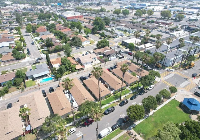 Photo 3 of House for sale at 161 W 167 175 Guinida Ln, Anaheim, CA 92805 | MLS# OC26196825 | Listing updated on 2026-09-11