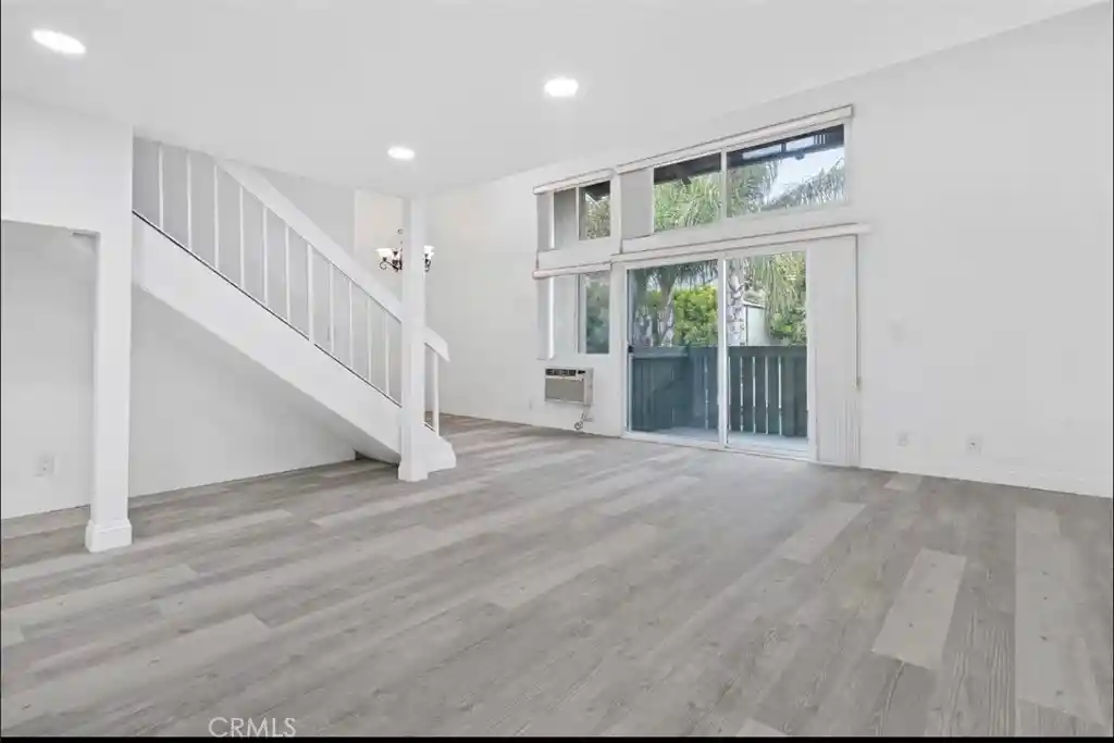 Listing Photo 1 - Condo for sale in 4925 Indian Wood Rd located at 4925 Indian Wood Rd, Culver, CA 90230 - Unit #478