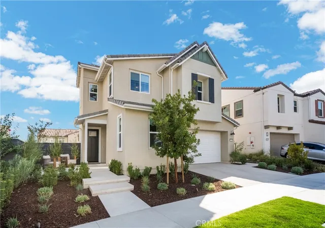 Photo 2 of Single family home for sale at 770 Crested Lark, Ladera Ranch, CA 92694 | MLS# LG26196364 | Listing updated on 2026-10-11