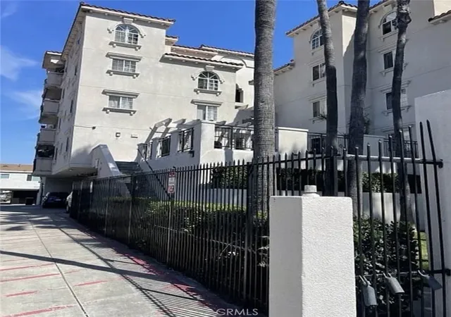 Photo 1 of Condo for sale at 7018 Rita Ave, Huntington Park, CA 90255 | MLS# DW26196872 | Listing updated on 2026-09-10
