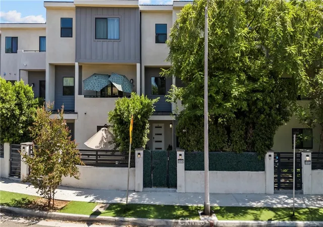 Photo 1 of Single family home for sale at 8404 Woodley Pl, North Hills, CA 91343 | MLS# SR26196827 | Listing updated on 2026-10-10