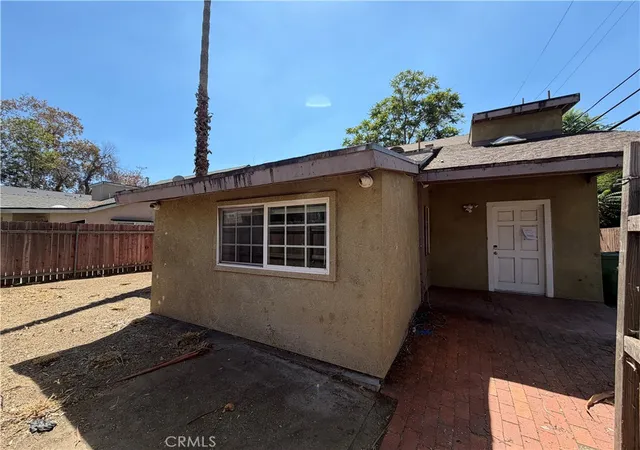 Single family home for sale at 21514 Cohasset St, Canoga Park, CA 91303 | MLS# CV26186724
