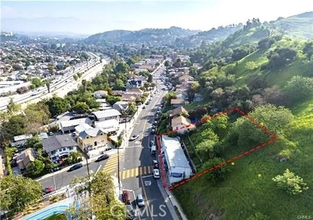 Photo 3 of Multi family home for sale at 3374 Griffin, Los Angeles, CA 90031 | MLS# MB26196877 | Listing updated on 2026-09-09