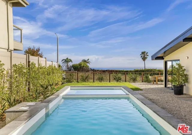Photo 2 of Single family home for sale at 3748 Seahorn Dr, Malibu, CA 90265 | MLS# 26985239 | Listing updated on 2026-09-16