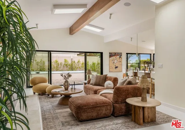 Photo 3 of Single family home for sale at 3748 Seahorn Dr, Malibu, CA 90265 | MLS# 26985239 | Listing updated on 2026-09-16