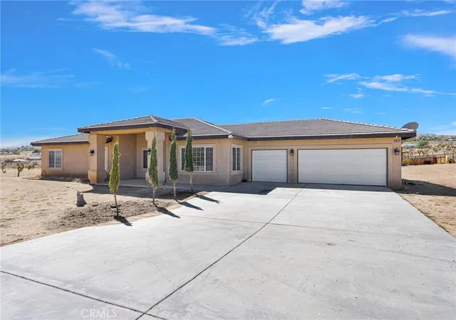 Photo 3 of Single family home for sale at 25575 Rancho, Apple Valley, CA 92308 | MLS# HD26196763 | Listing updated on 2026-09-22