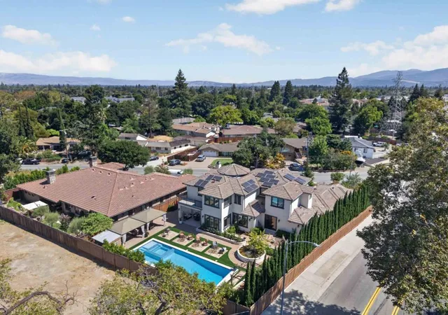 Photo 2 of Single family home for sale at 903 Dry Crk Rd, Campbell, CA 95008 | MLS# ML82058744 | Listing updated on 2026-10-12