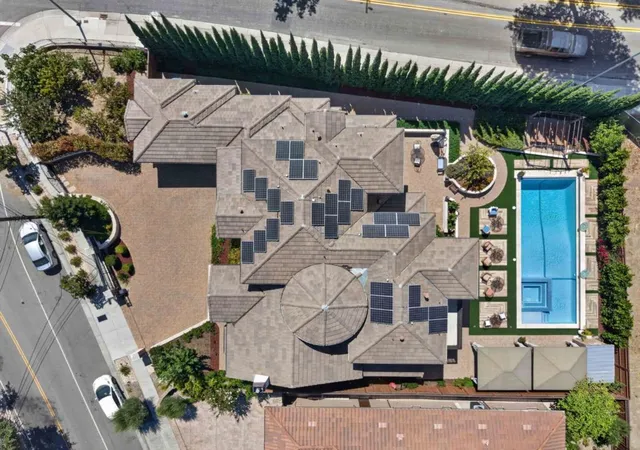 Photo 3 of Single family home for sale at 903 Dry Crk Rd, Campbell, CA 95008 | MLS# ML82058744 | Listing updated on 2026-10-12