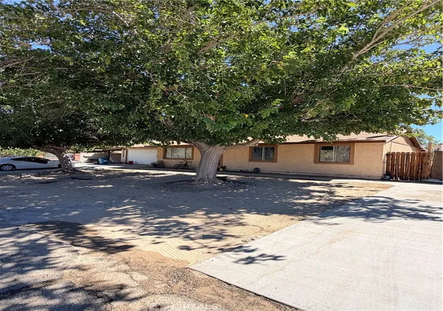 Photo 1 of Single family home for sale at 40624 163rd East, Lancaster, CA 93535 | MLS# DW26196953 | Listing updated on 2026-09-11