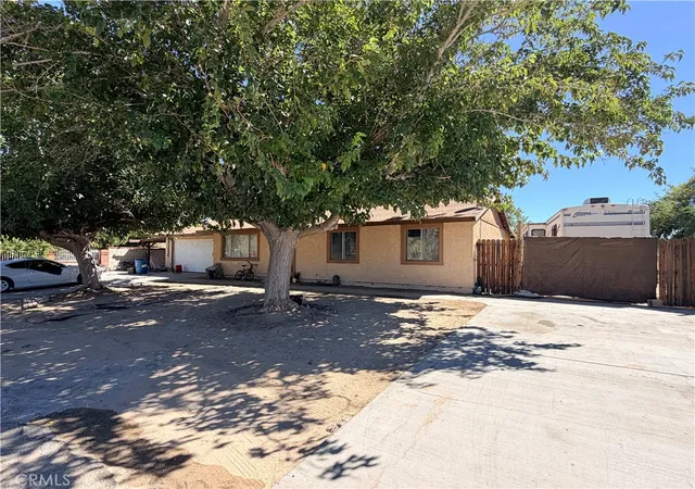 Photo 2 of Single family home for sale at 40624 163rd East, Lancaster, CA 93535 | MLS# DW26196953 | Listing updated on 2026-09-11