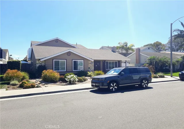 Photo 2 of Multi family home for sale at 7282 La Mancha, Huntington Beach, CA 92647 | MLS# OC26195771 | Listing updated on 2026-10-03