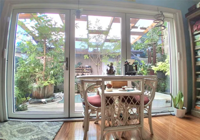 Photo 2 of Townhouse for sale at 7552 Corbin Ave #4, Reseda, CA 91335 | MLS# DW26197028 | Listing updated on 2026-10-11
