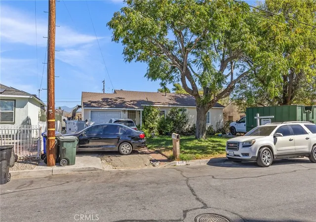 Photo 1 of Single family home for sale at 524 W Ramona, Rialto, CA 92376 | MLS# CV26195383 | Listing updated on 2026-10-02