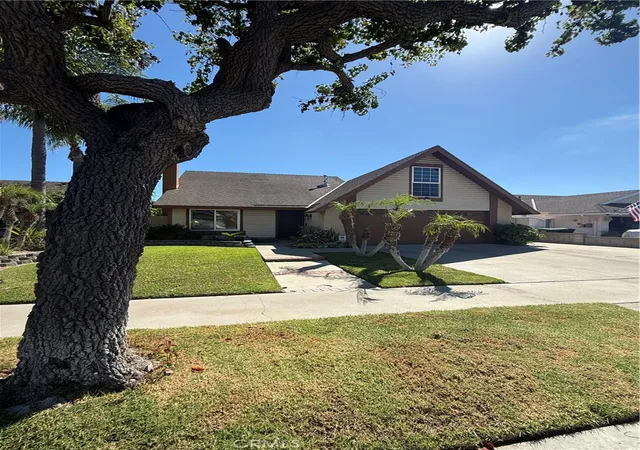 Photo 2 of Single family home for sale at 6860 Via Kannela, Stanton, CA 90680 | MLS# PW26197023 | Listing updated on 2026-10-10
