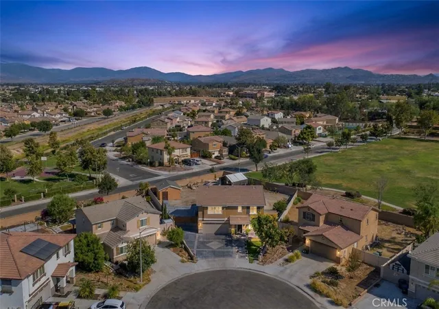 Photo 3 of Single family home for sale at 1304 Desert Rose Ct, San Jacinto, CA 92582 | MLS# DW26197145 | Listing updated on 2026-09-27