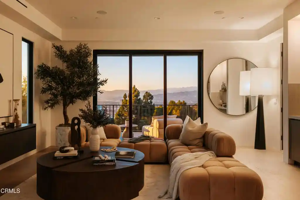 Photo 1 of Single family home for sale at 3499 Wonder View Dr, Los Angeles, CA 90068 | MLS# P1-28758 | Listing updated on 2026-10-30