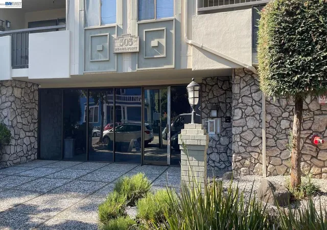 Condo for sale at 303 Adams St #109, Oakland, CA 94610 | MLS# 41147541