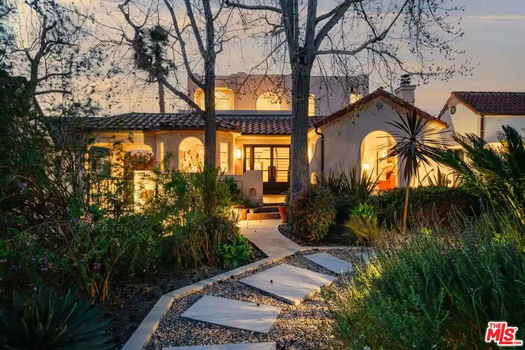 Single family home for sale at 1633 Hi Point St, Los Angeles, CA 90035 | MLS# 26985851