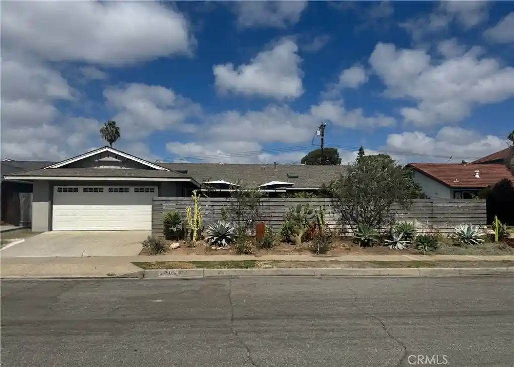 Single family home for sale at 2817 La Salle, Costa Mesa, CA 92626 | MLS# PW26189925