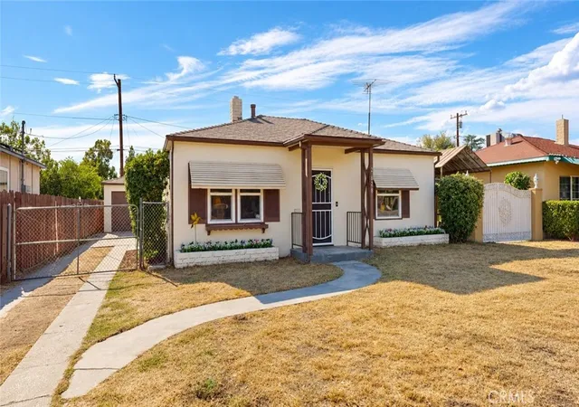 Photo 2 of Sale Pending at 2828 N Sierra Way, San Bernardino, CA 92405 | MLS# CV26196982 | Listing updated on 2026-10-10