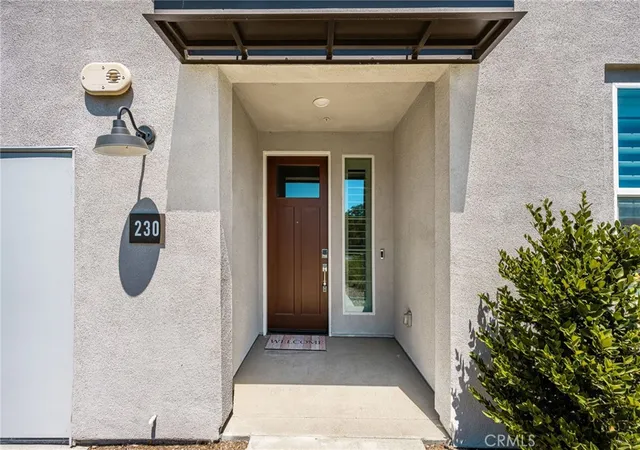 Photo 3 of Condo for sale at 230 Yearling Way, Rancho Mission Viejo, CA 92694 | MLS# OC26195095 | Listing updated on 2026-10-11