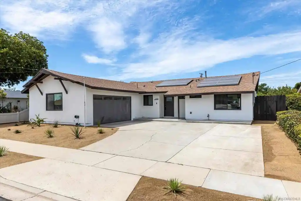 Photo 1 of Sale Pending at 6352 Budlong Lake Ave, San Diego, CA 92119 | MLS# 260022045SD | Listing updated on 2026-10-29