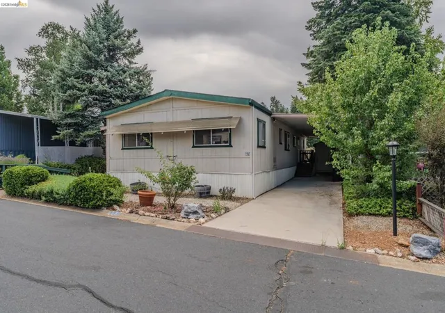 Photo 1 of Manufactured home for sale at 158 Three Fingered Jack, Murphys, CA 95247 | MLS# 41147549 | Listing updated on 2026-10-01