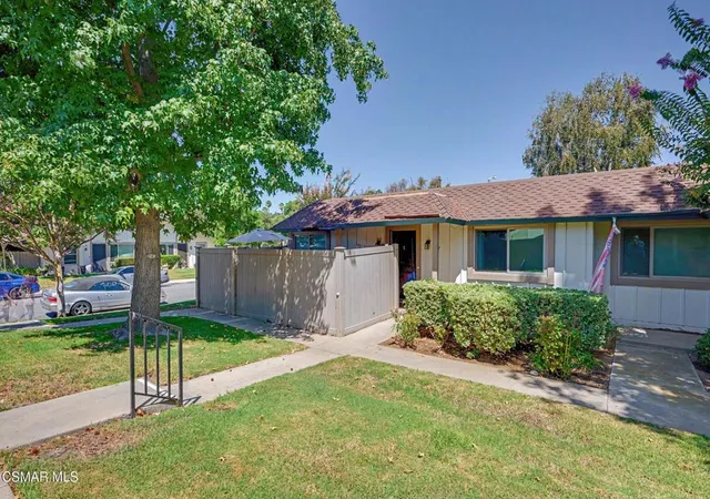 Photo 1 of Condo for sale at 1694 Tiburon Ct, Thousand Oaks, CA 91362 | MLS# 226004291 | Listing updated on 2026-10-01