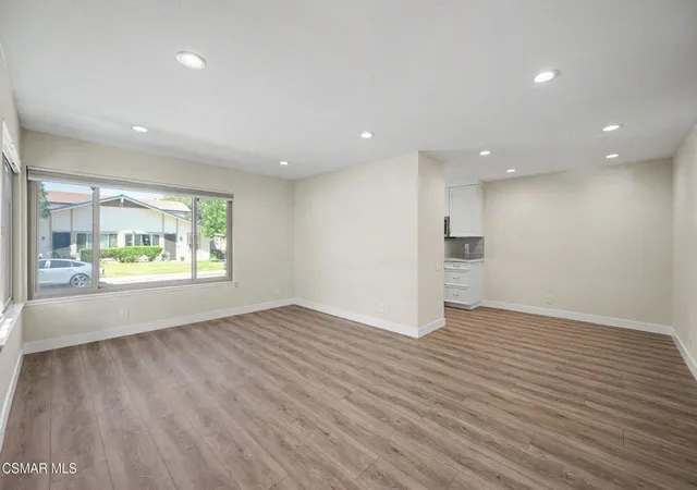 Photo 2 of Condo for sale at 1694 Tiburon Ct, Thousand Oaks, CA 91362 | MLS# 226004291 | Listing updated on 2026-10-01