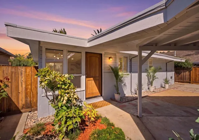 Single family home for sale at 537 Mayellen Ave, San Jose, CA 95126 | MLS# ML82060500