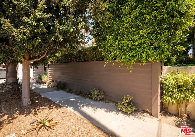 Photo 2 of Single family home for sale at 728 Pacific St, Santa Monica, CA 90405 | MLS# 26985803 | Listing updated on 2026-09-21