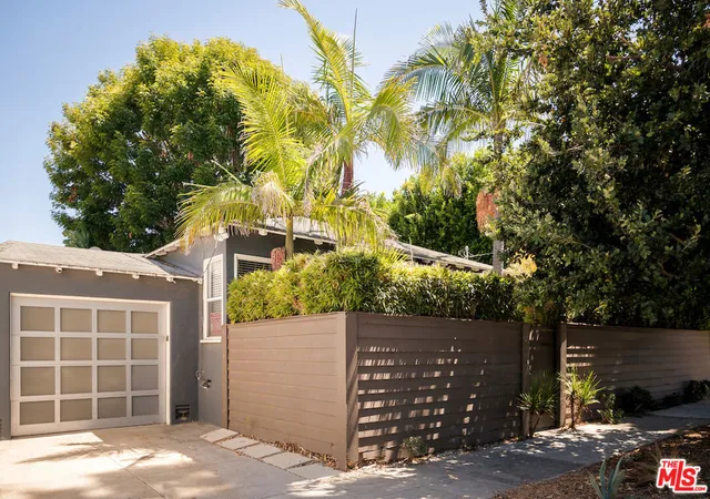 Photo 3 of Single family home for sale at 728 Pacific St, Santa Monica, CA 90405 | MLS# 26985803 | Listing updated on 2026-09-21