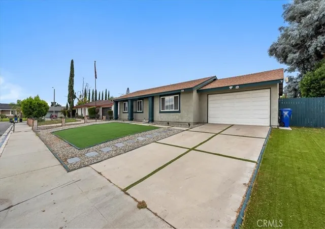 Photo 2 of Sale Pending at 760 S Brierwood Ave, Rialto, CA 92376 | MLS# CV26195706 | Listing updated on 2026-10-06
