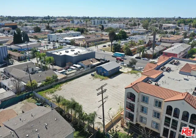 Photo 2 of Land for sale at 6200 Crenshaw Blvd, Los Angeles, CA 90043 | MLS# 26985967 | Listing updated on 2026-09-17
