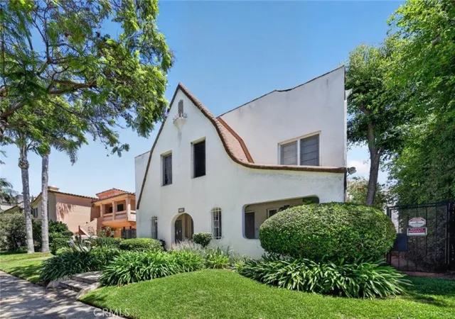 Photo 3 of Multi family home for sale at 132 N La Peer Dr, Beverly Hills, CA 90211 | MLS# SR26181930 | Listing updated on 2026-09-11