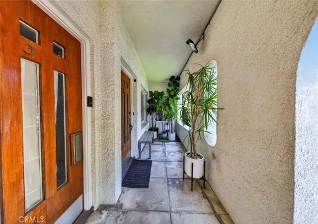 Photo 4 of House for sale at 132 N La Peer Dr, Beverly Hills, CA 90211 | MLS# SR26181930 | Listing updated on 2026-09-11
