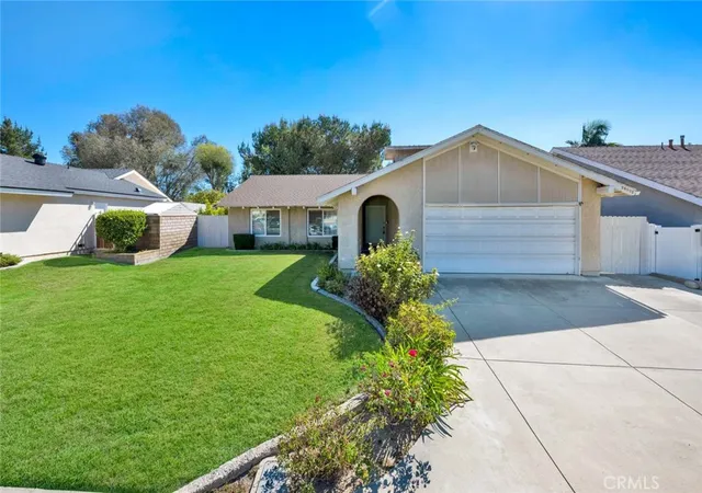 Photo 2 of Sale Pending at 26002 Via Del Norte, Mission Viejo, CA 92691 | MLS# OC26187768 | Listing updated on 2026-10-02