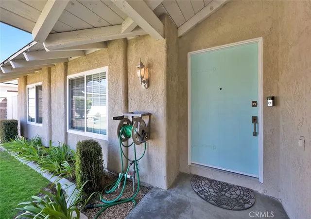 Photo 3 of Sale Pending at 26002 Via Del Norte, Mission Viejo, CA 92691 | MLS# OC26187768 | Listing updated on 2026-10-02
