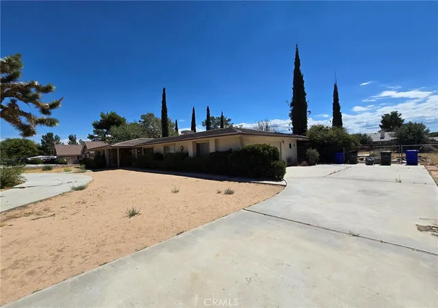 Photo 2 of Sale Pending at 20239 Osseo, Apple Valley, CA 92308 | MLS# HD26197452 | Listing updated on 2026-09-29