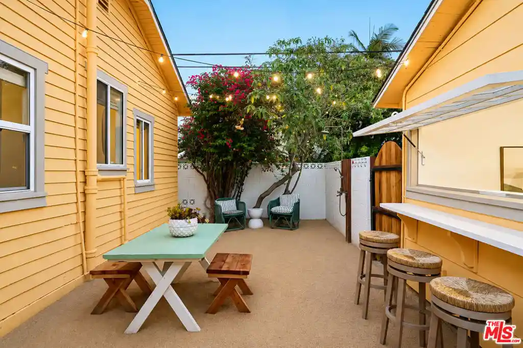 Photo 1 of Single family home for sale at 1411 Linden Ave, Venice, CA 90291 | MLS# 26873429 | Listing updated on 2026-10-29