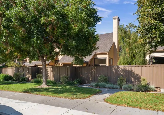 Condo for sale at 1327 Greenwich Ct, San Jose, CA 95125 | MLS# ML82060543