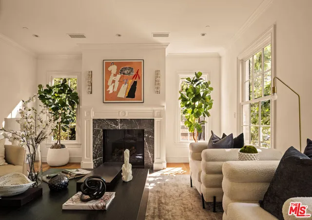 Photo 4 of Single family home for sale at 1232 Corsica Dr, Pacific Palisades, CA 90272 | MLS# 26921213 | Listing updated on 2026-09-17