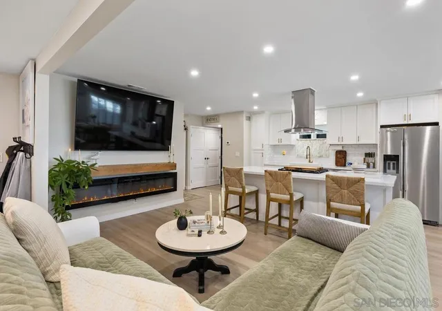 Photo 1 of Sale Pending at 157 Horizon Ln #157, Oceanside, CA 92056 | MLS# 260022084SD | Listing updated on 2026-09-27