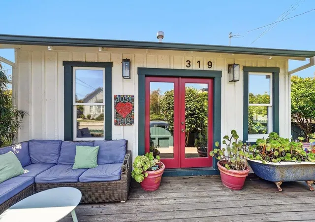 Photo 1 of Sale Pending at 319 Seabright Ave, Santa Cruz, CA 95062 | MLS# ML82060557 | Listing updated on 2026-10-12