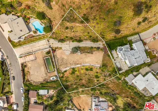Photo 3 of Land for sale at 1026 Enchanted Way, Pacific Palisades, CA 90272 | MLS# 26985521 | Listing updated on 2026-09-17