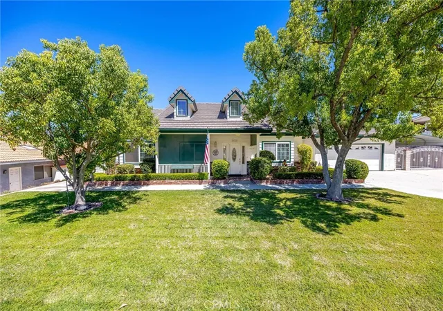 Photo 2 of Single family home for sale at 26710 Garrett Ryan Ct, Hemet, CA 92544 | MLS# SW26197402 | Listing updated on 2026-10-06