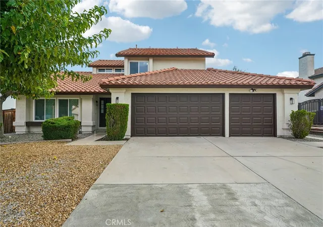Photo 2 of Single family home for sale at 12549 Cobalt Rd, Victorville, CA 92392 | MLS# CV26197669 | Listing updated on 2026-10-01