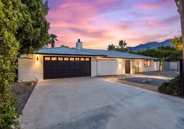 Photo 2 of Single family home for sale at 1913 E Amado Rd, Palm Springs, CA 92262 | MLS# 219152473DA | Listing updated on 2026-10-05