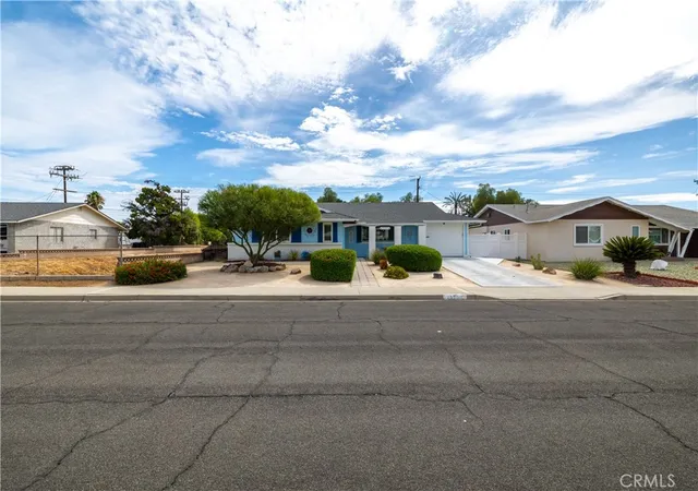Photo 2 of Sale Pending at 28700 Thornhill, Menifee, CA 92586 | MLS# SW26191728 | Listing updated on 2026-10-02